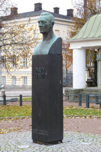 Alpo Sailo, Paavo Cajander, 1933, pronssi, kuva Reima Määttänen, Hämeenlinnan taidemuseo