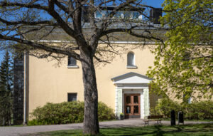 Kuvassa taidemuseon rakennus